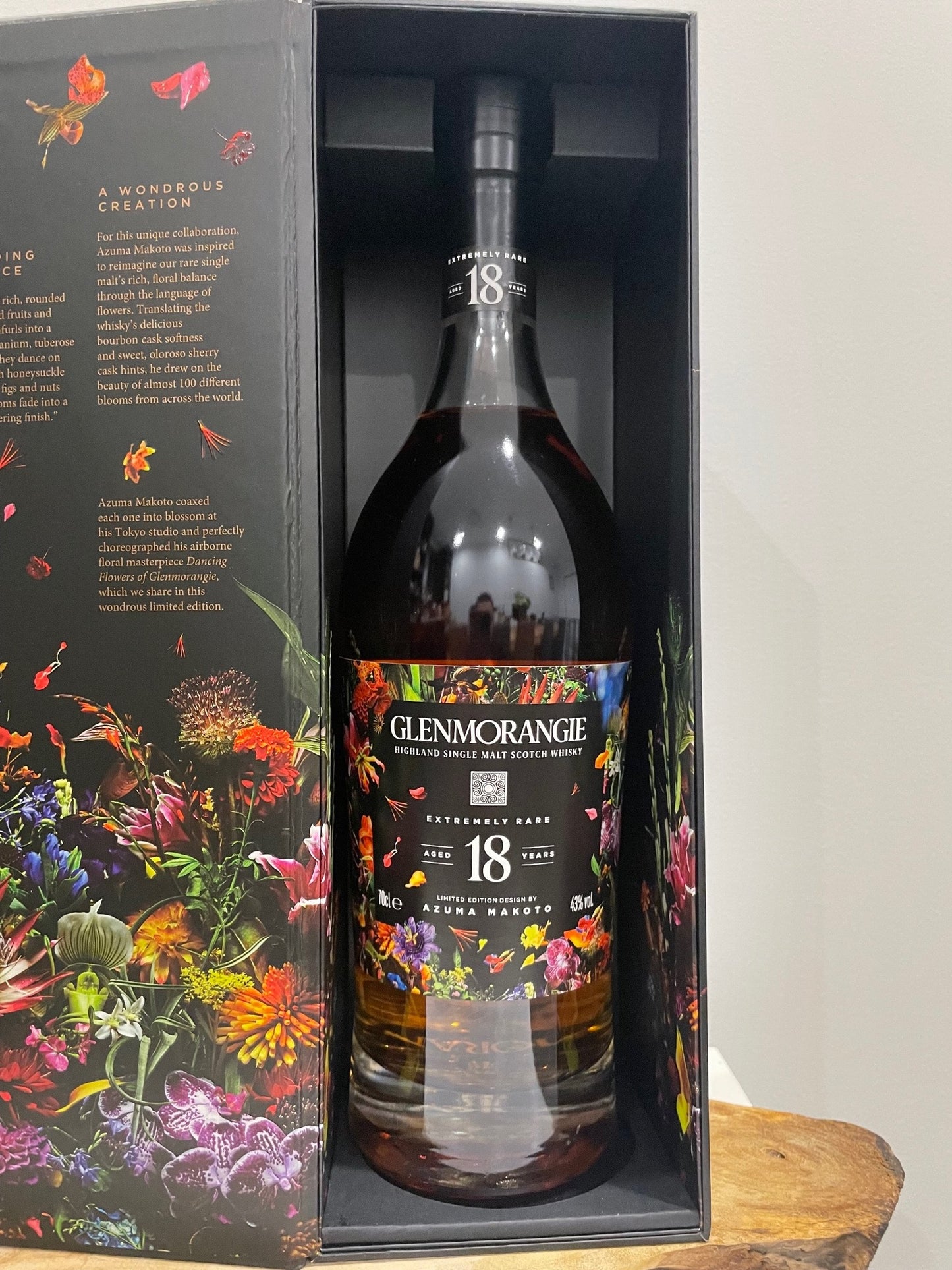 Glenmorangie 18 Year Old Single Extremely Rare Azuma Makoto Limited Edition Malt Scotch Whisky 700mL ABV 43% - Cigar & Whisky Cellar