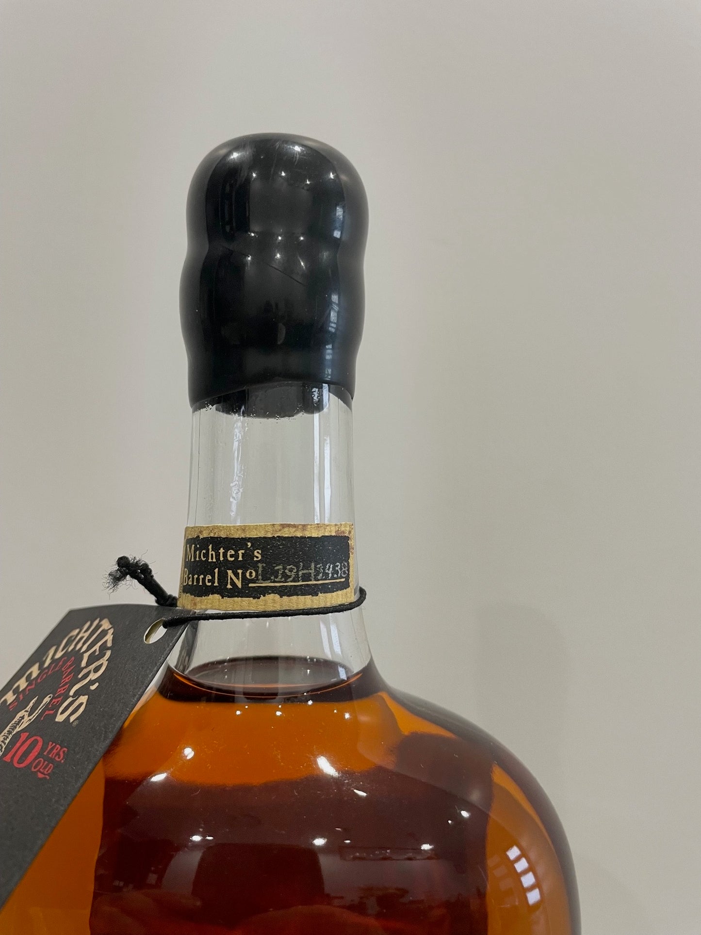 Michter's 10 year old Bourbon Whiskey single barrel 700ML ABV 47.2 (2019) - Cigar & Whisky Cellar